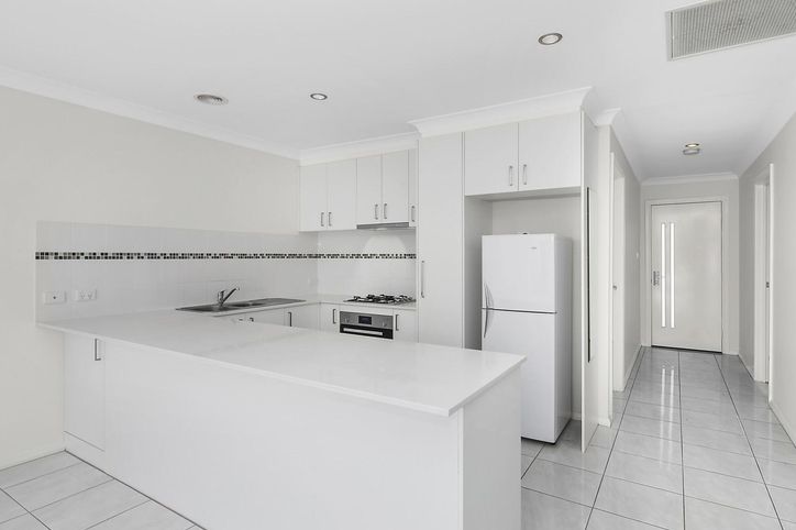 25 David Miller Crescent, CASEY ACT 2913, Image 1