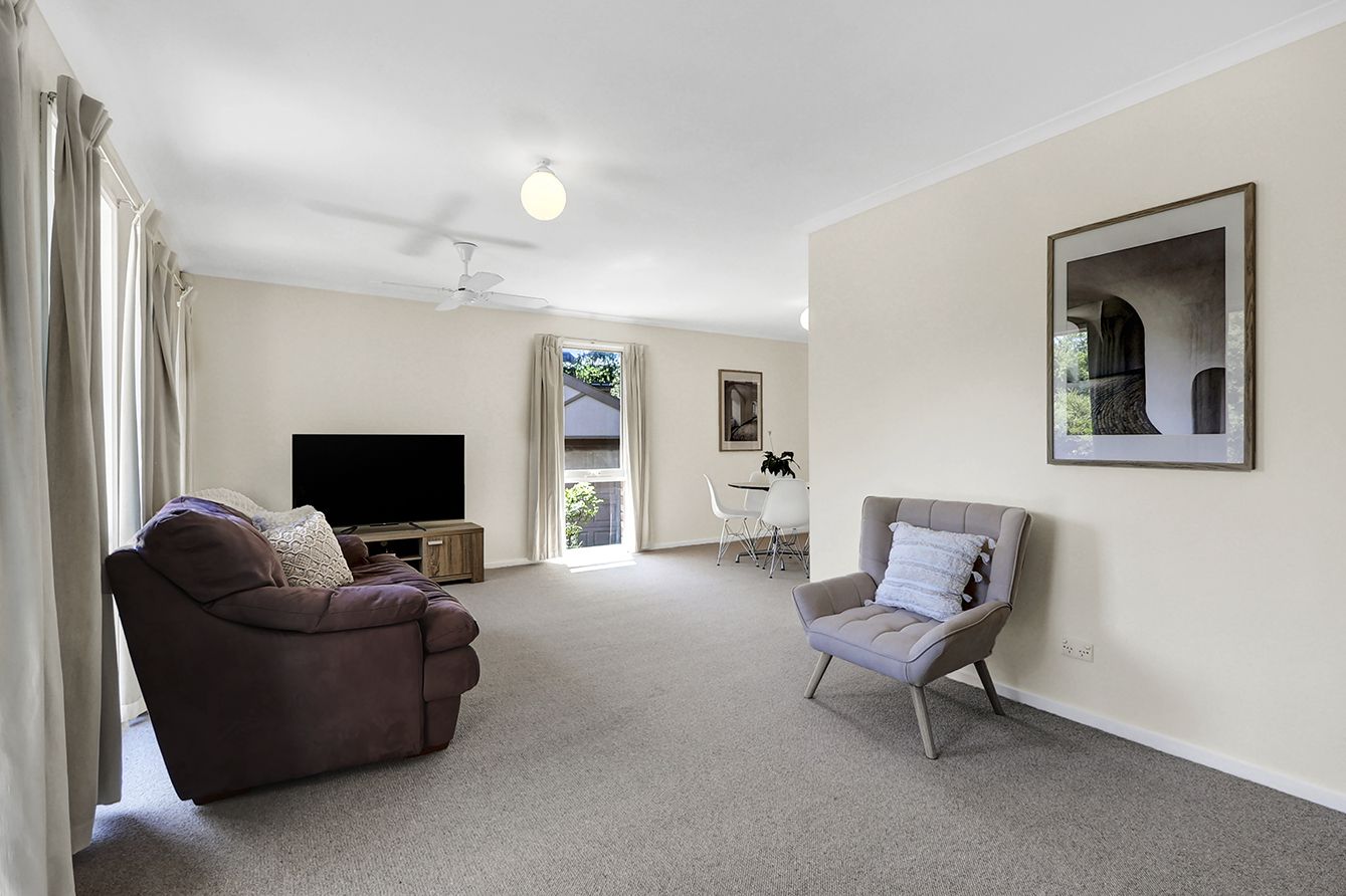 9 St Austell Court, Croydon Hills VIC 3136, Image 1