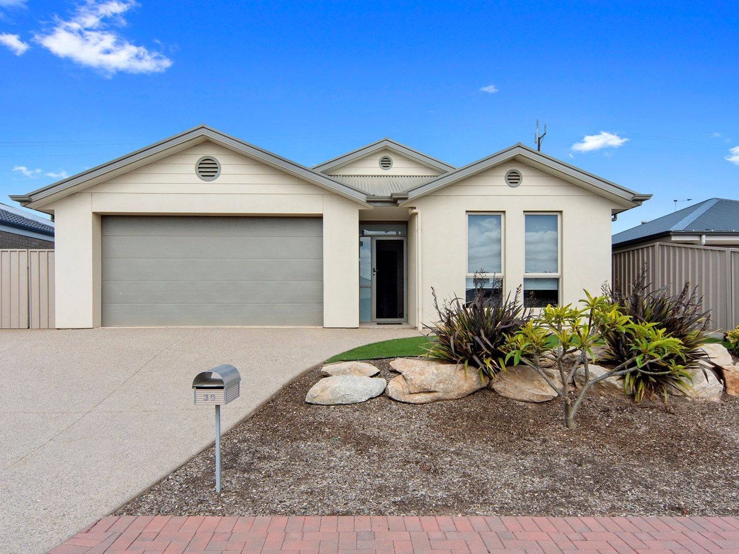 30 Freycinet Court, Seaford Rise SA 5169, Image 0