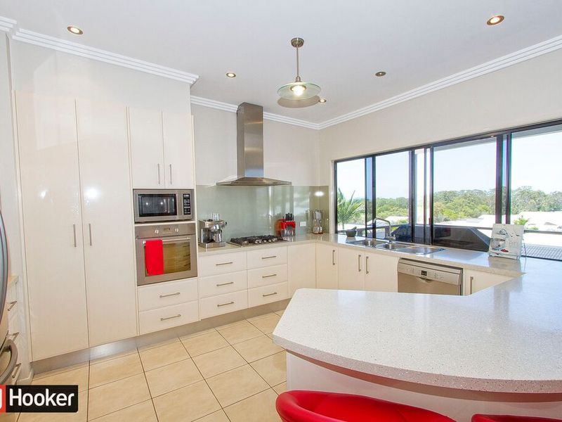 3 Stoney Court, Tannum Sands QLD 4680, Image 2