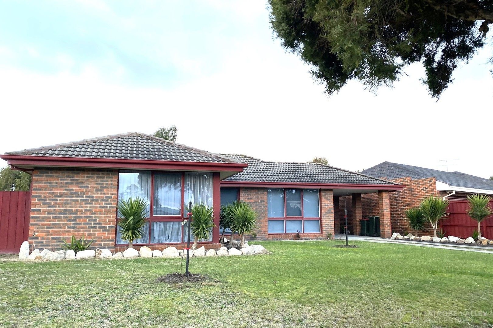 3 bedrooms House in 52 Swallow Grove TRARALGON VIC, 3844