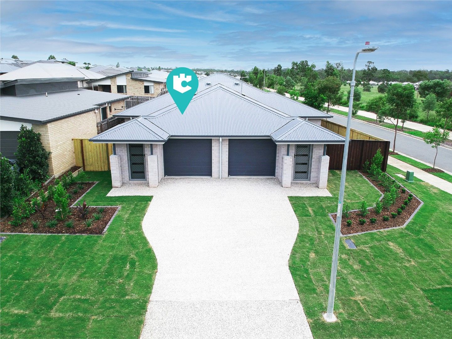 3 bedrooms Duplex in 2/18 Breccia Street YARRABILBA QLD, 4207
