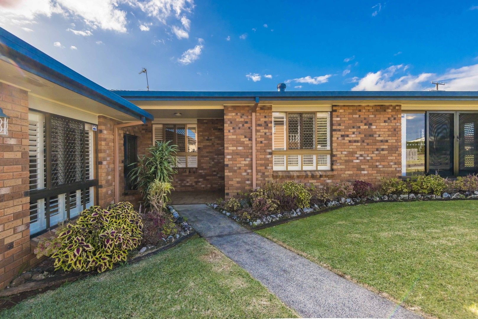 7 Suncrest Avenue, Alstonville NSW 2477 House For Rent 800 Domain