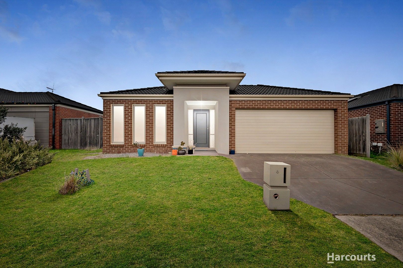 4 bedrooms House in 6 Raven Court PAKENHAM VIC, 3810