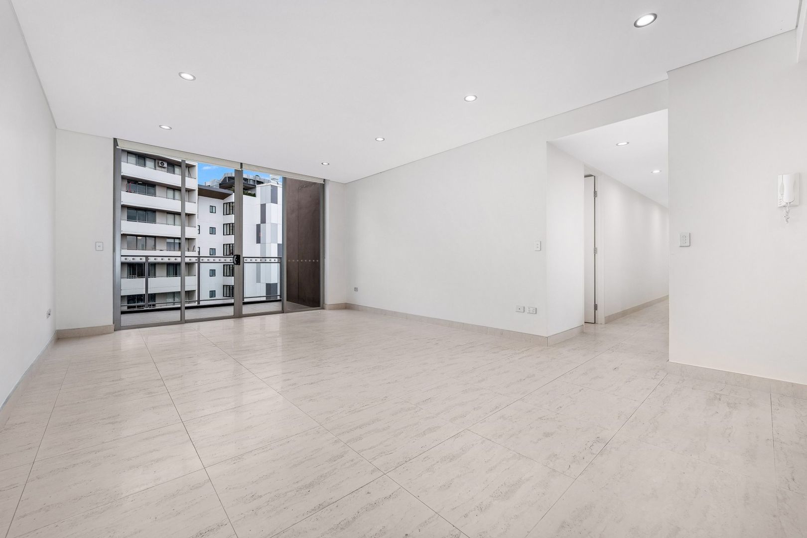 Unit 804/26-32 Marsh Street, Wolli Creek NSW 2205, Image 1