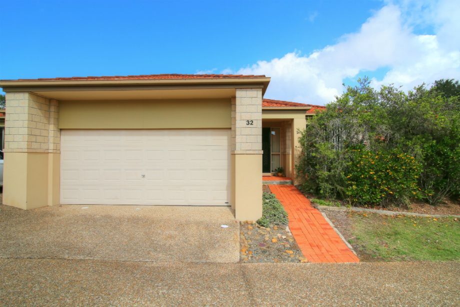 32/24 Amsonia Court, Arundel QLD 4214, Image 2