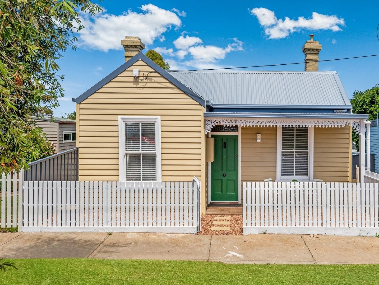 17 Booth Street, Golden Square VIC 3555, Image 0