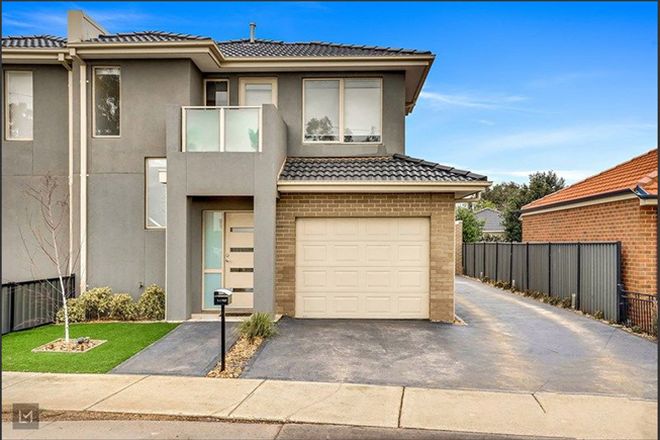 Picture of 1/727 Tarneit Road, TARNEIT VIC 3029