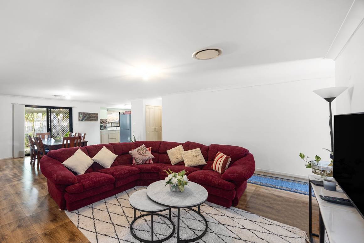 2/21 Rensburg Street Brighton 4017 - Image 5