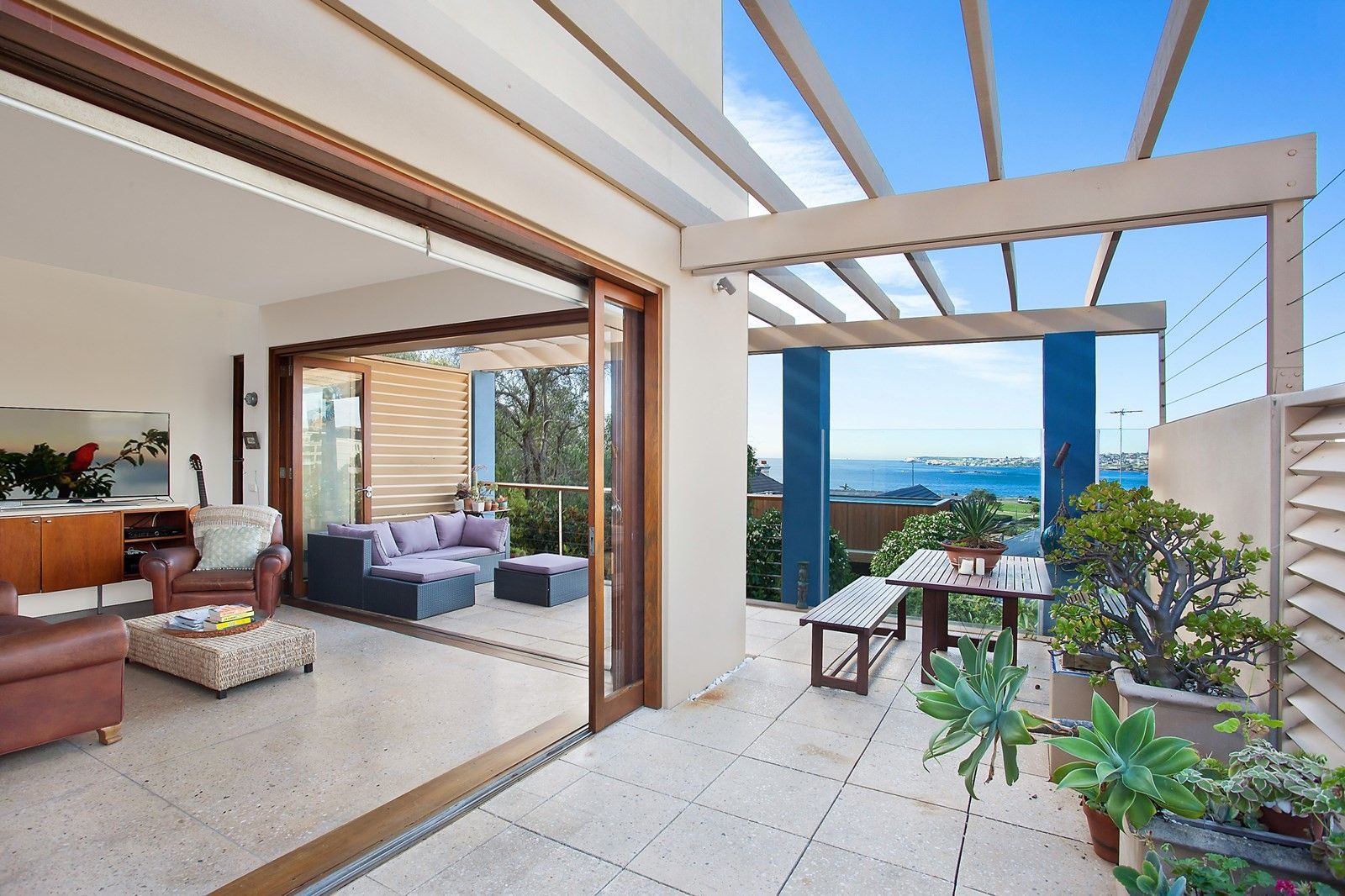 4 bedrooms House in 22 Shackel Avenue CLOVELLY NSW, 2031