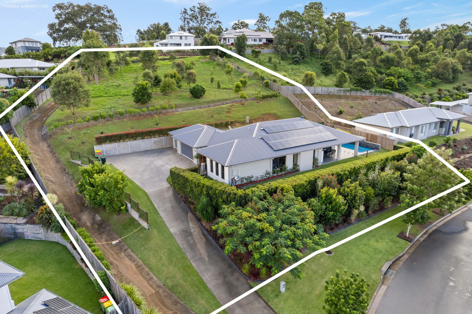 20 Greenvale Crescent, Maudsland QLD 4210