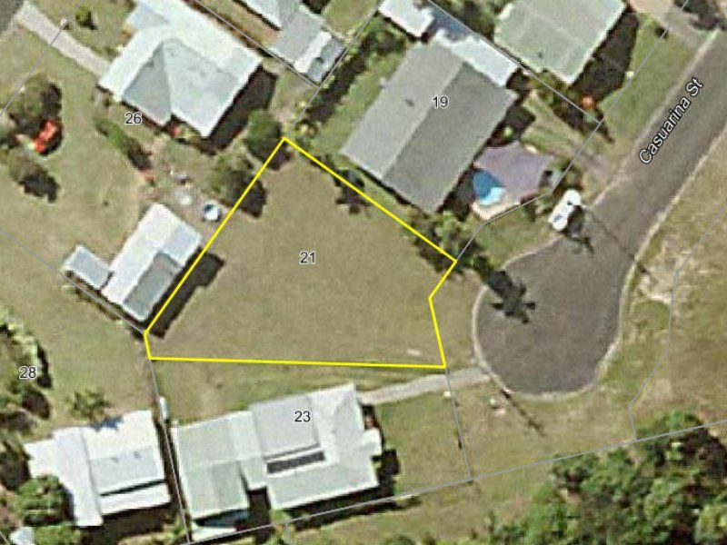 21 Casuarina Street, Tully Heads QLD 4854, Image 1