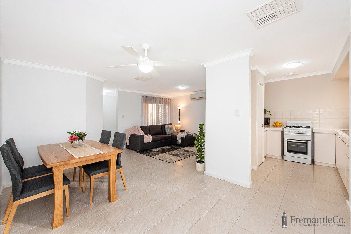 2/2 Bramston Street, Spearwood WA 6163, Image 1