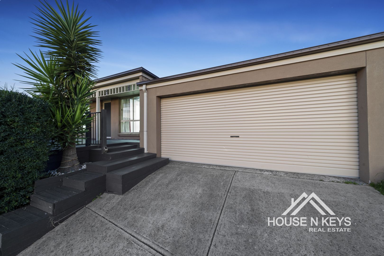 10 SWEET GUM COURT, Pakenham VIC 3810, Image 1