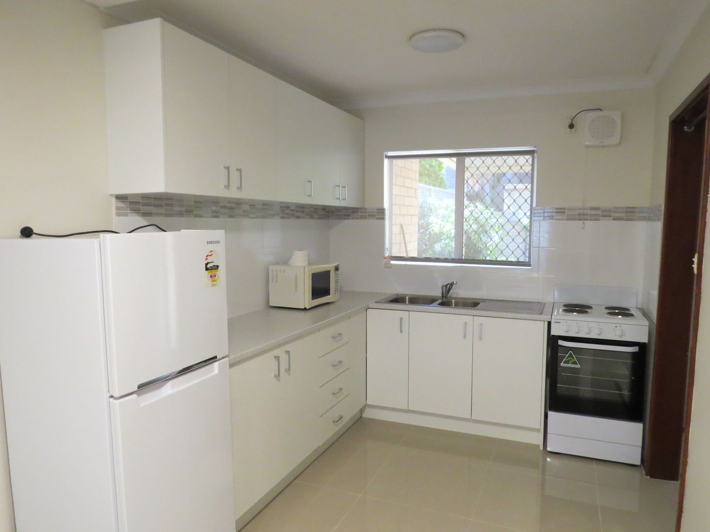 29/321 Harborne Street, Glendalough WA 6016 Townhouse For Rent Domain