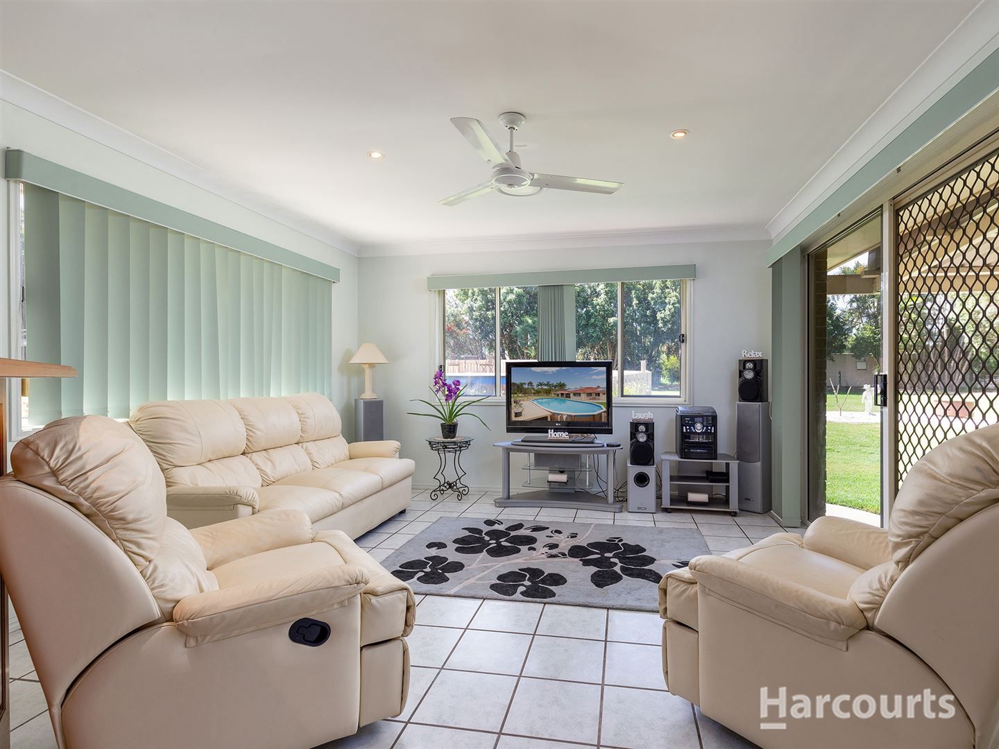 6 Roscoe Ct, Burpengary East QLD 4505, Image 2