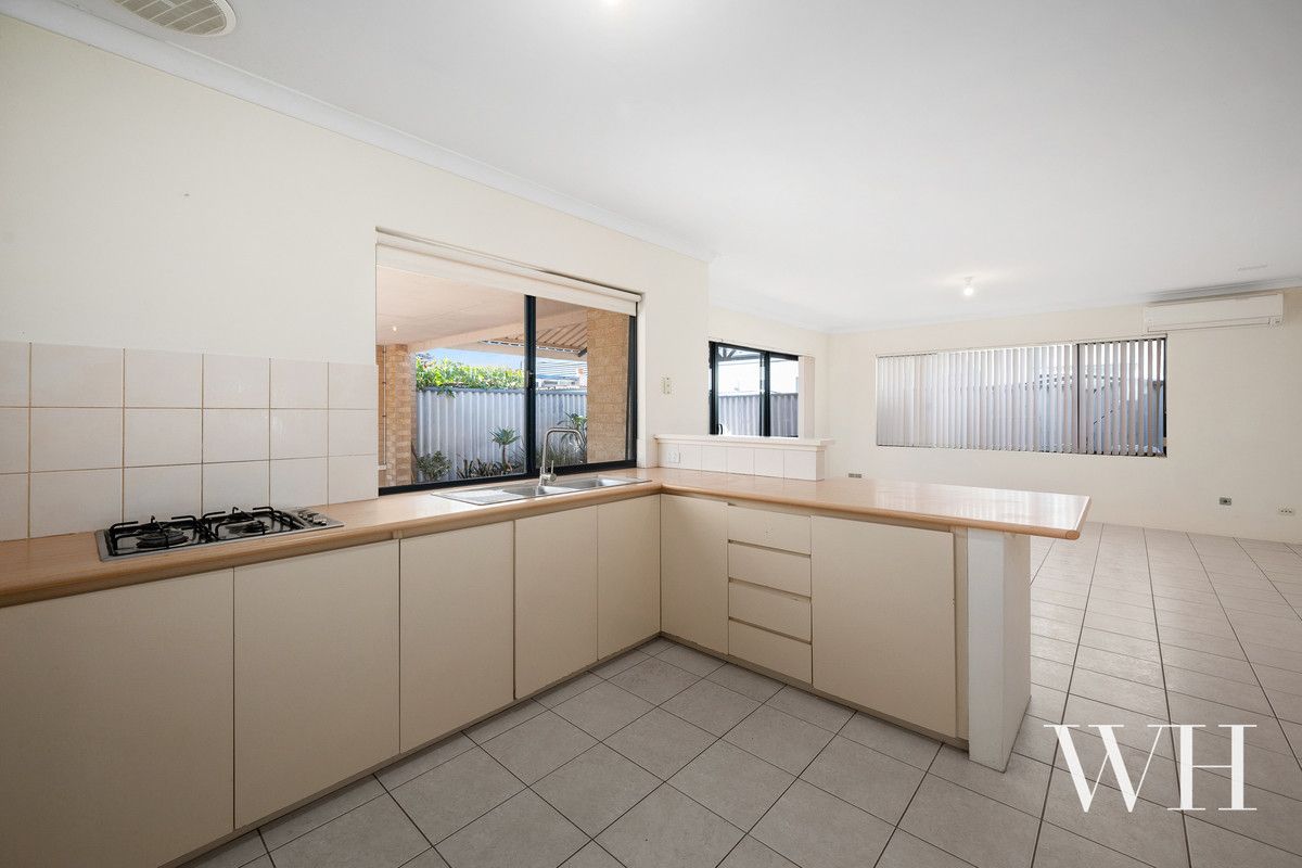 3 bedrooms House in 8a Holman Street MELVILLE WA, 6156