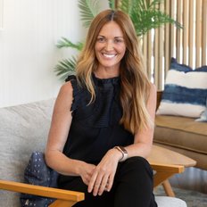 Cunninghams Real Estate - Bianca Cashman