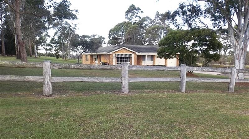 25 Glenduart Grove, Moruya NSW 2537
