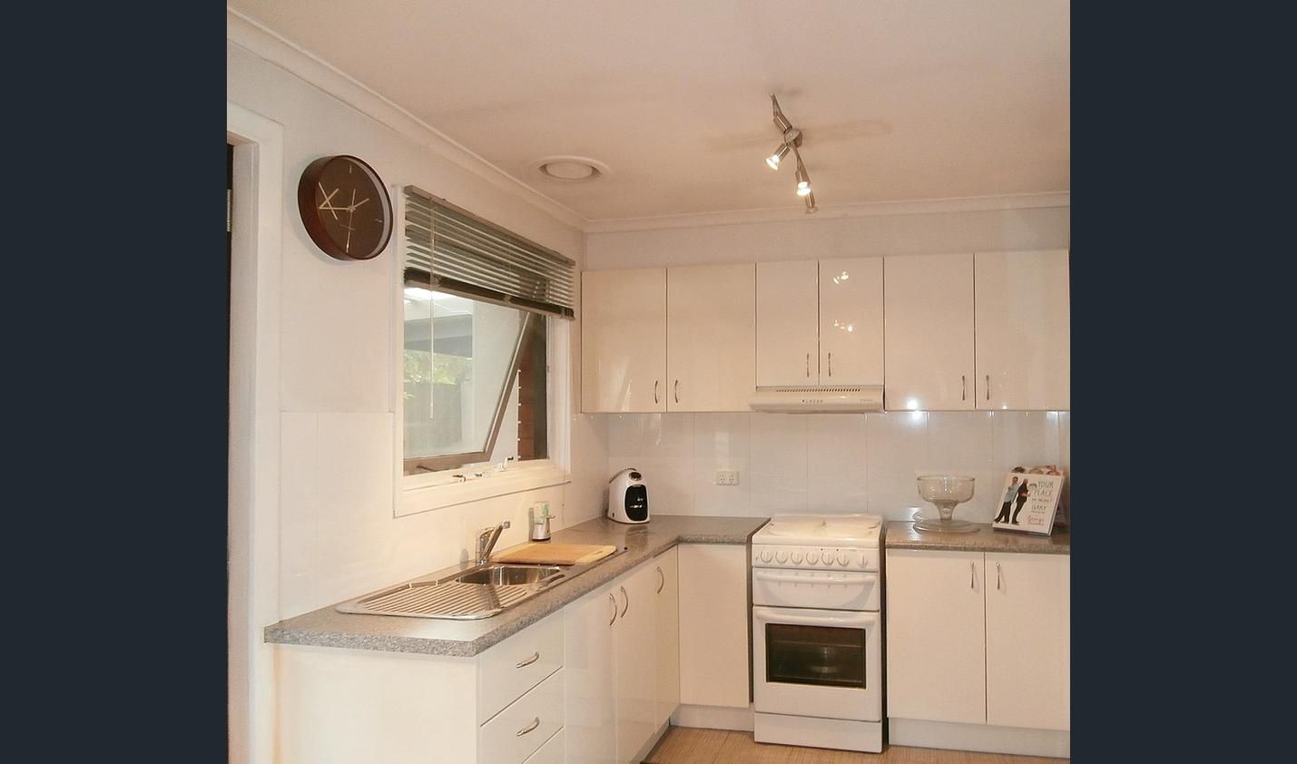 2 bedrooms Apartment / Unit / Flat in 3/56 Spring Street THOMASTOWN VIC, 3074