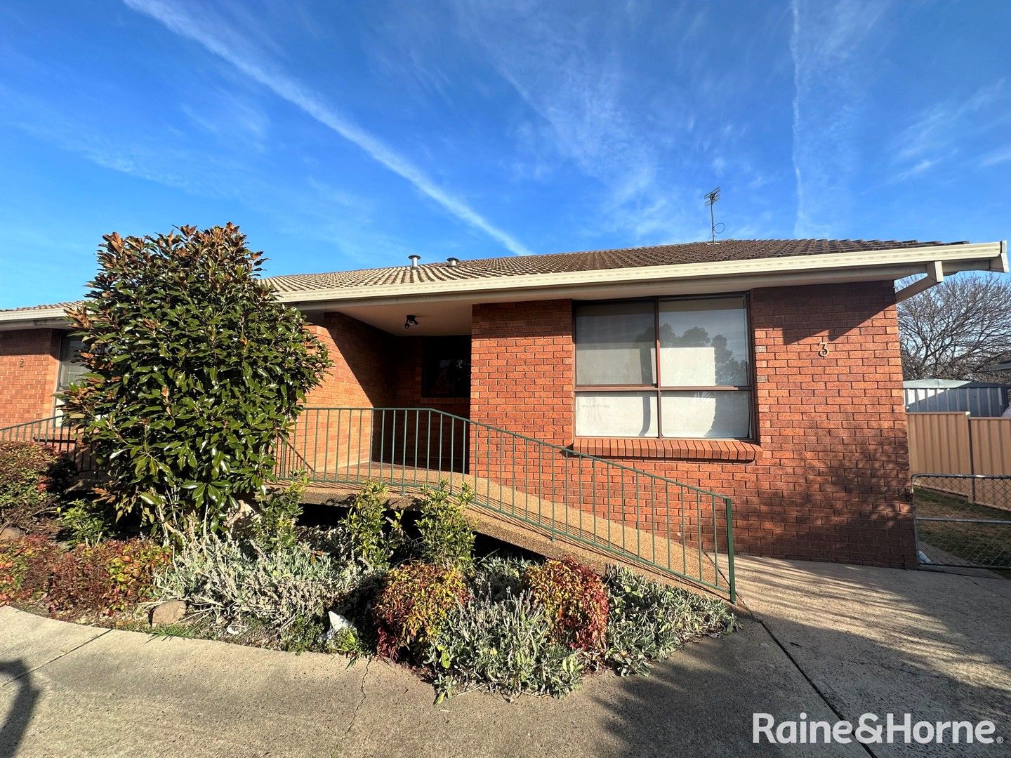 2 bedrooms Apartment / Unit / Flat in 3/18 Gardiner Road ORANGE NSW, 2800