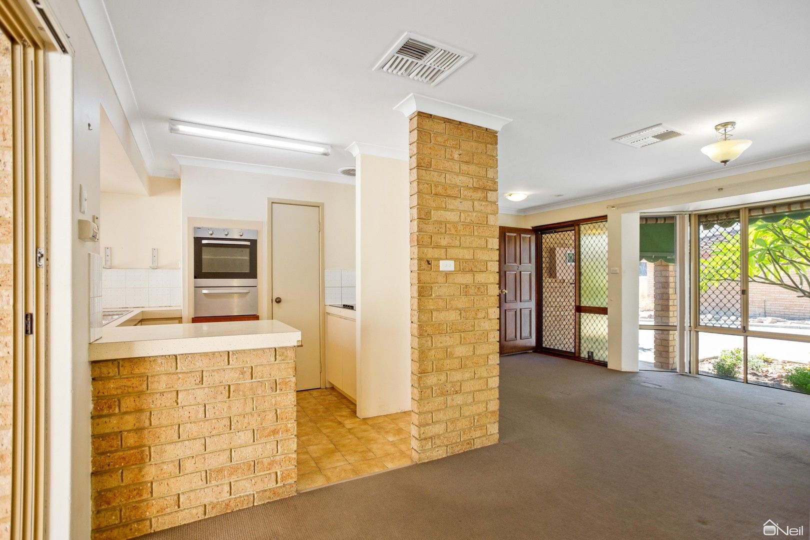 2/57 Third Avenue, Kelmscott WA 6111, Image 2