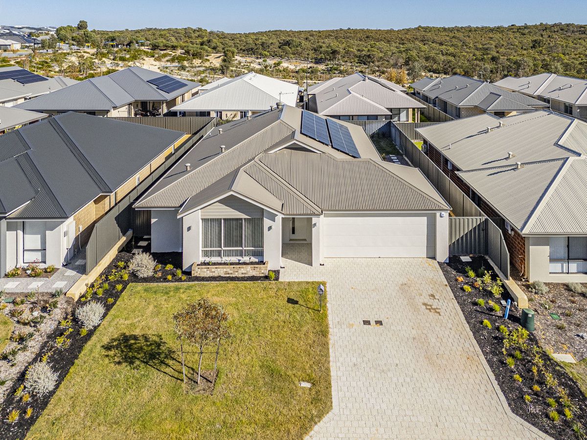 4 bedrooms House in 11 Coloration Road EGLINTON WA, 6034