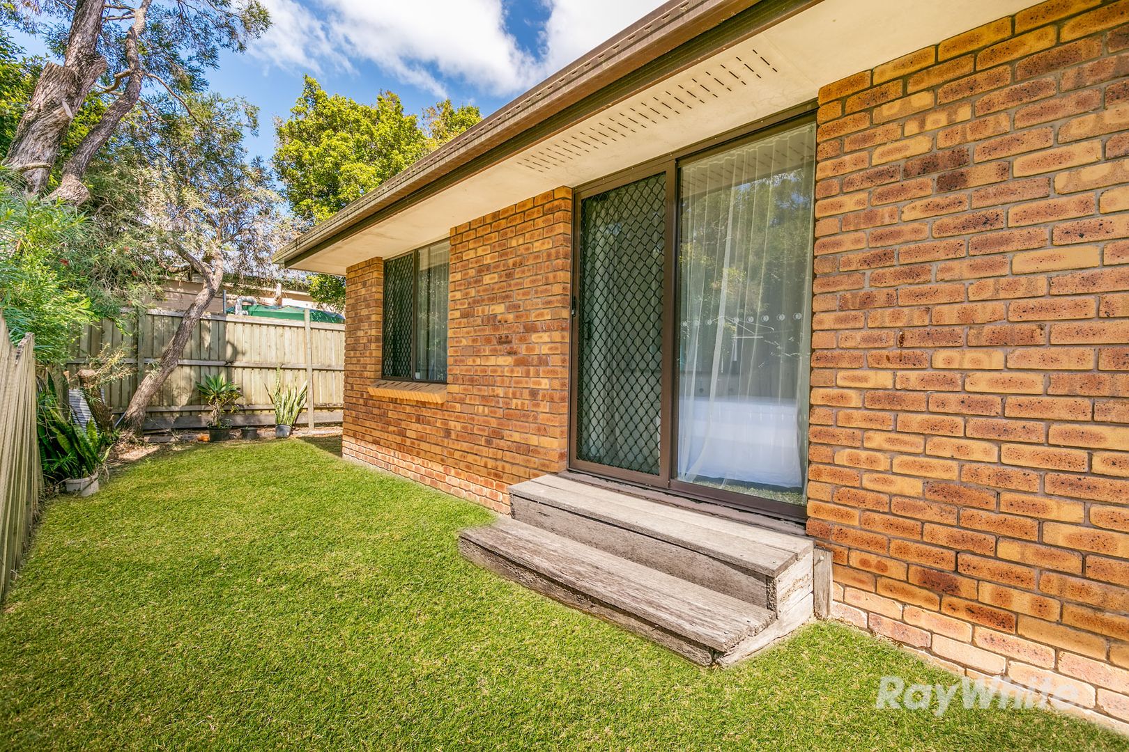 1/7 Cleopatra Street, Kingston QLD 4114, Image 2