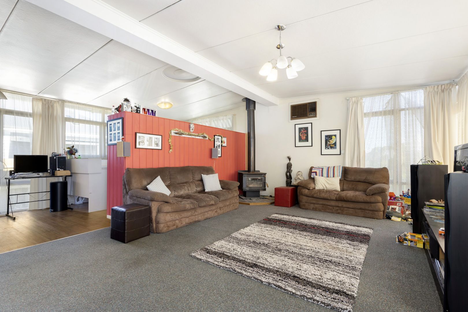 29 Leslie Street, Clunes VIC 3370, Image 2