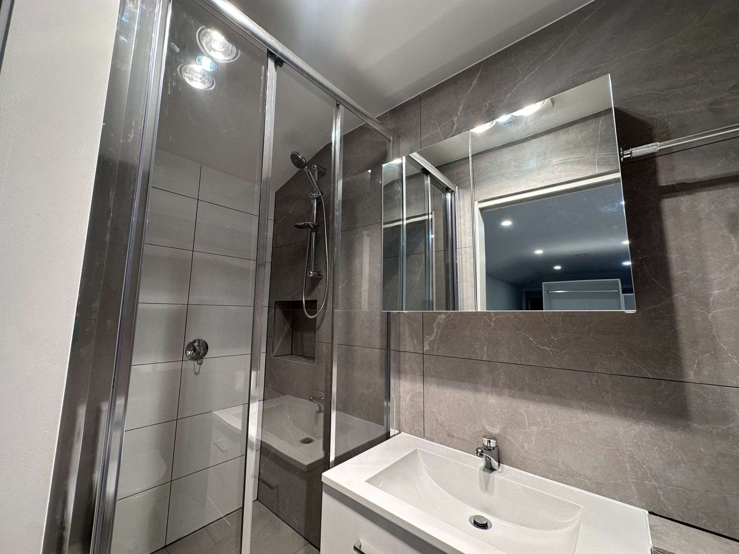 Studio in 63 Stephens Road, SOUTH BRISBANE QLD, 4101