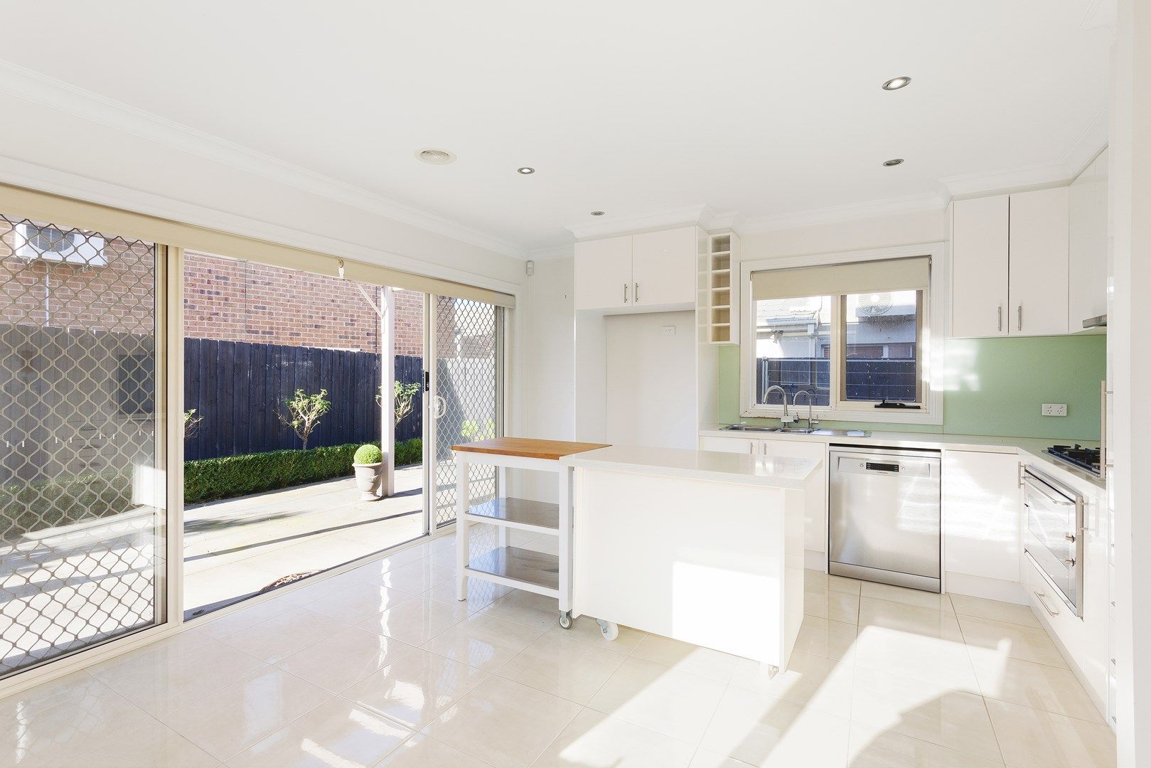 3 bedrooms House in 28 Watt Street BENTLEIGH EAST VIC, 3165