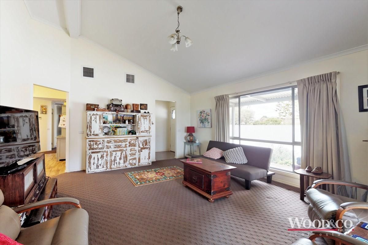 24 Station Street, Woorinen South VIC 3588, Image 2