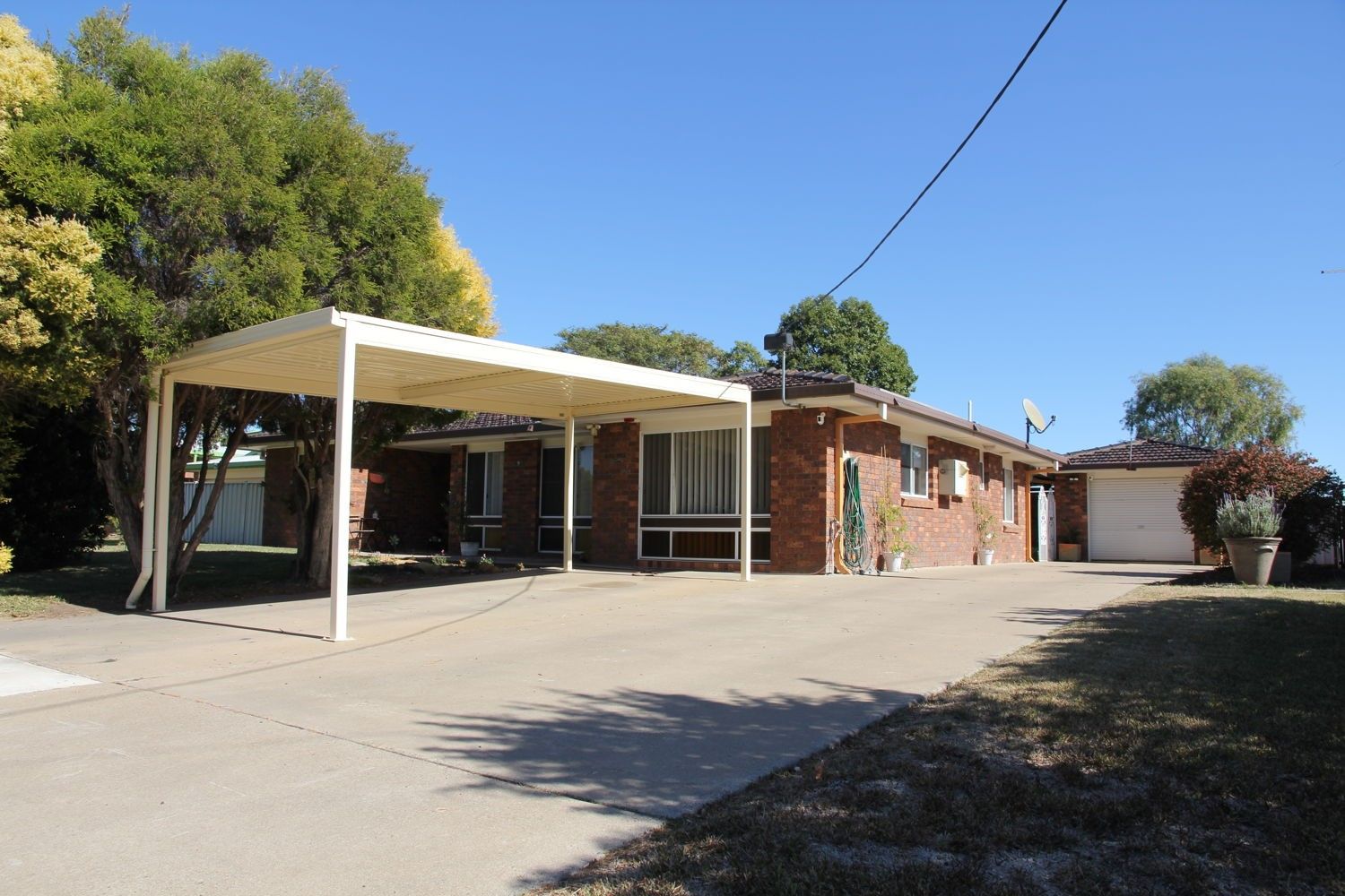 9 Maple Avenue, Moree NSW 2400, Image 2