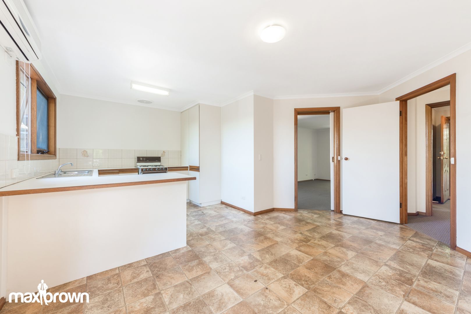 1/71 Kent Avenue, Croydon VIC 3136, Image 2