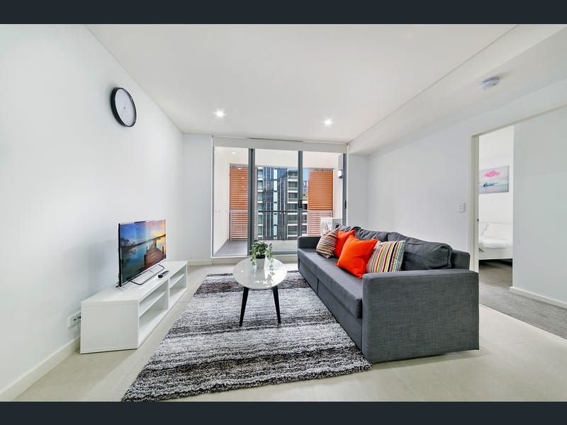 2 bedrooms Apartment / Unit / Flat in 910/260 Coward Street MASCOT NSW, 2020
