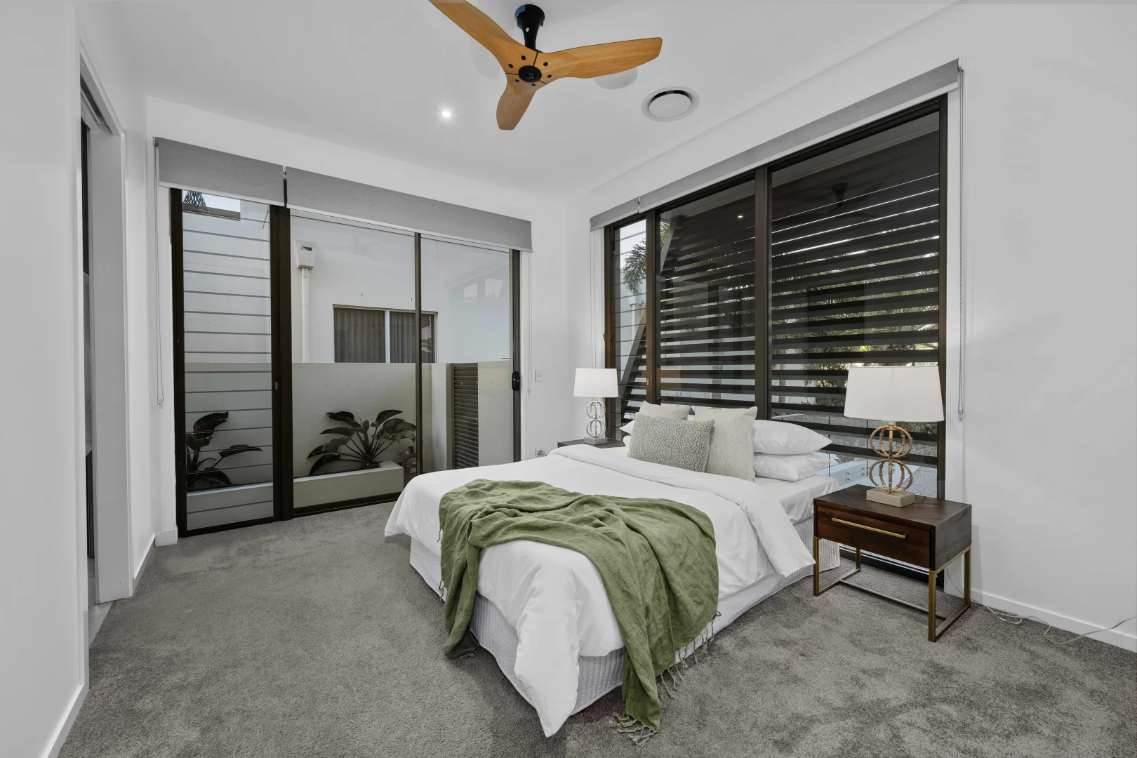 Additional image 46 of 2515 Cressbrook Drive, Hope Island QLD 4212