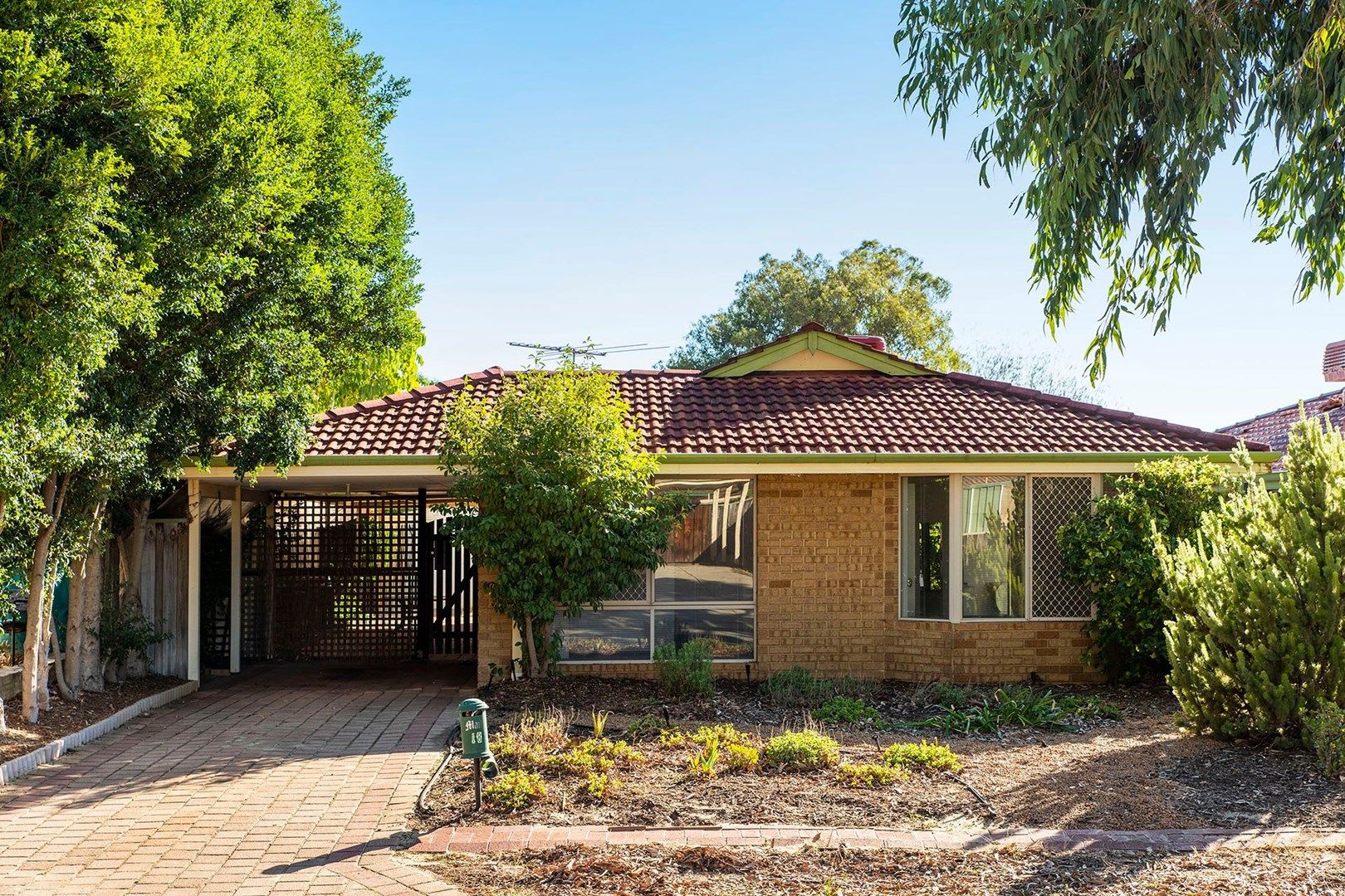 18 Dulverton Close, Stratton WA 6056, Image 2