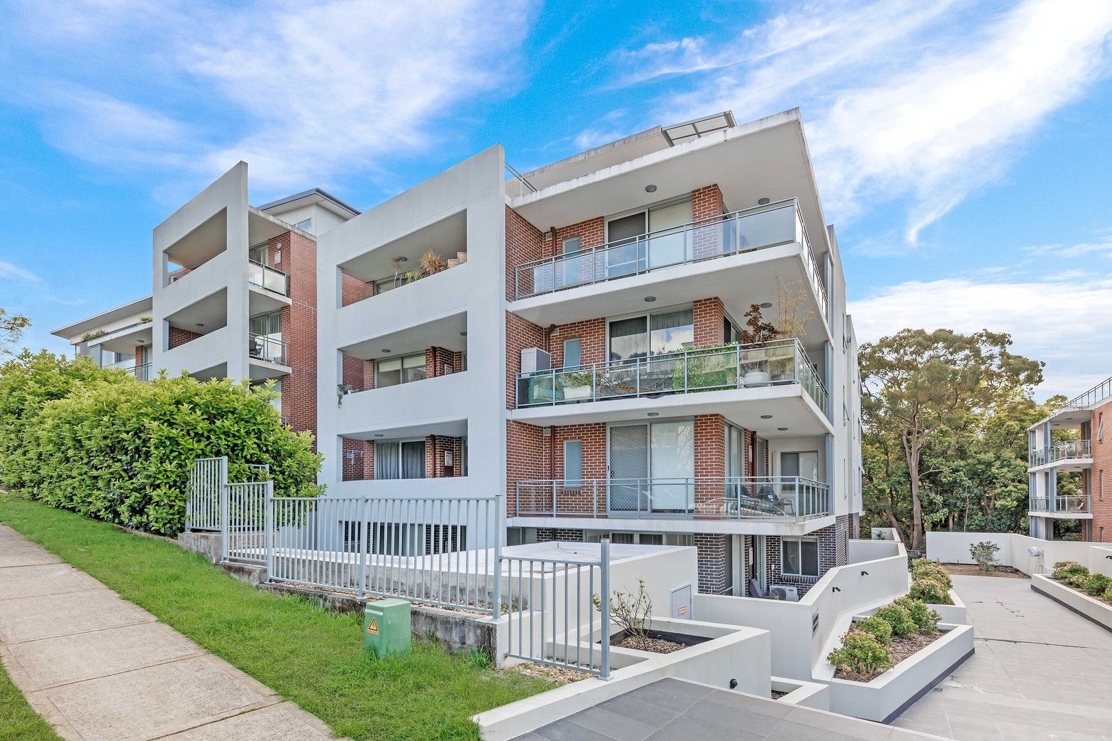 2 bedrooms Apartment / Unit / Flat in 73/2-8 Belair Close HORNSBY NSW, 2077