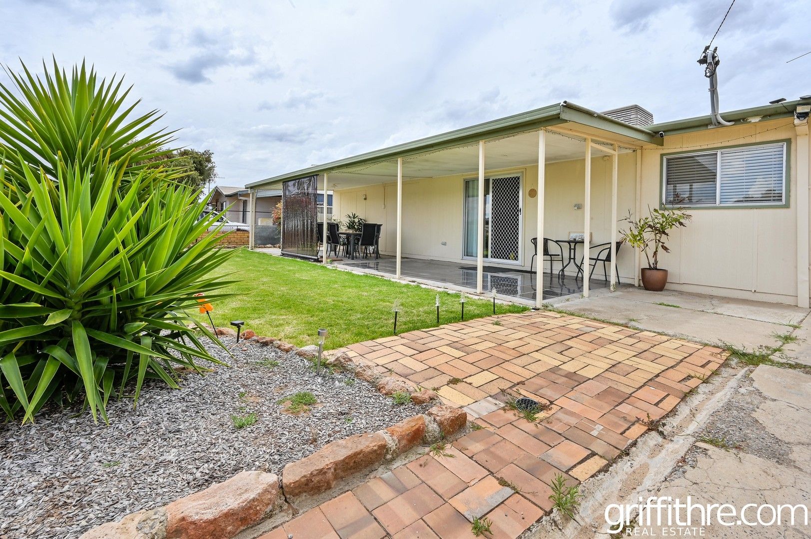 28 Brooks Crescent, Darlington Point NSW 2706, Image 0