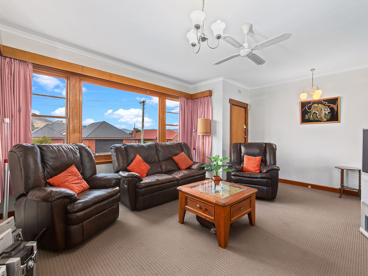 10 Ruthwell Street, Montrose TAS 7010, Image 2