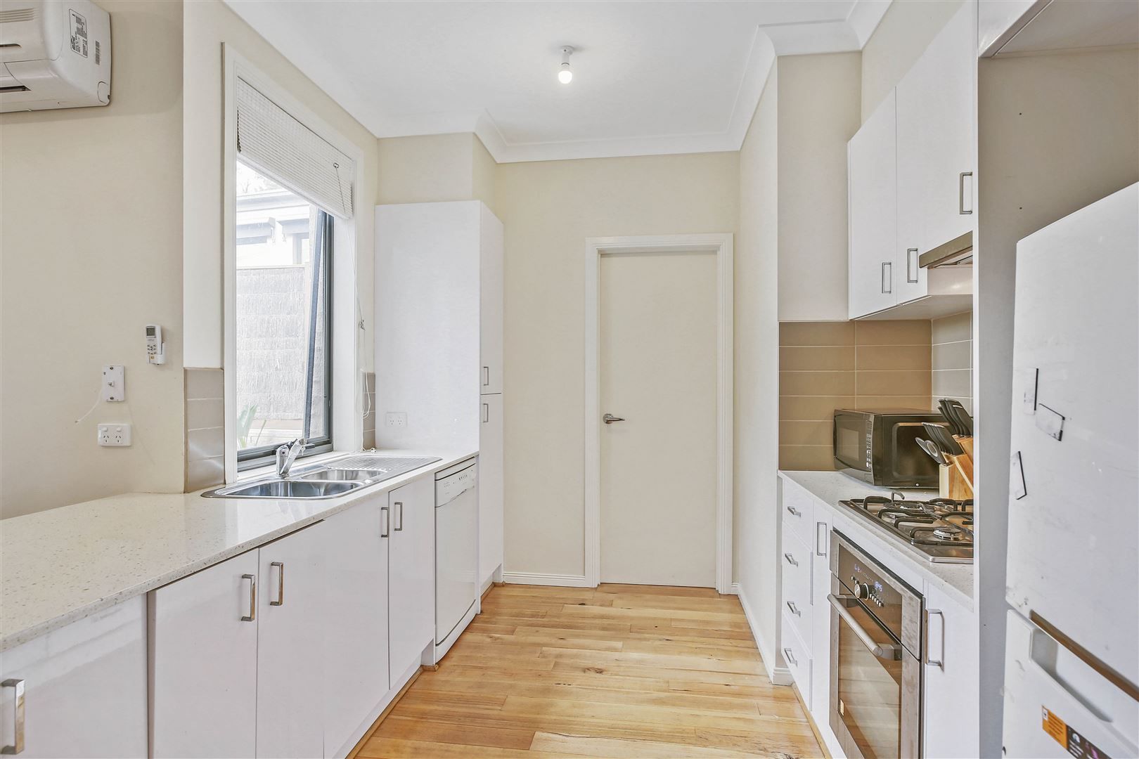 1/254 Sutton Street, Warragul VIC 3820 Apartment For Rent 370 Domain