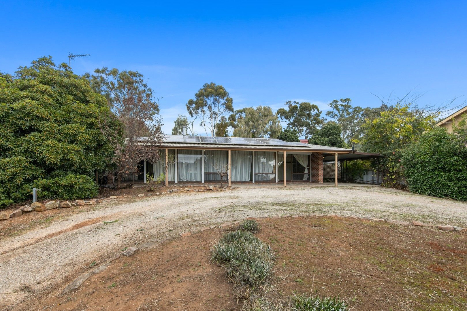 14 Blyth Road, Clare SA 5453, Image 0