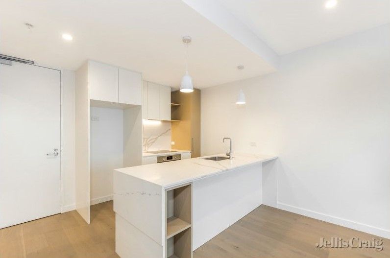 2 bedrooms Apartment / Unit / Flat in 613/1060 Dandenong Road CARNEGIE VIC, 3163