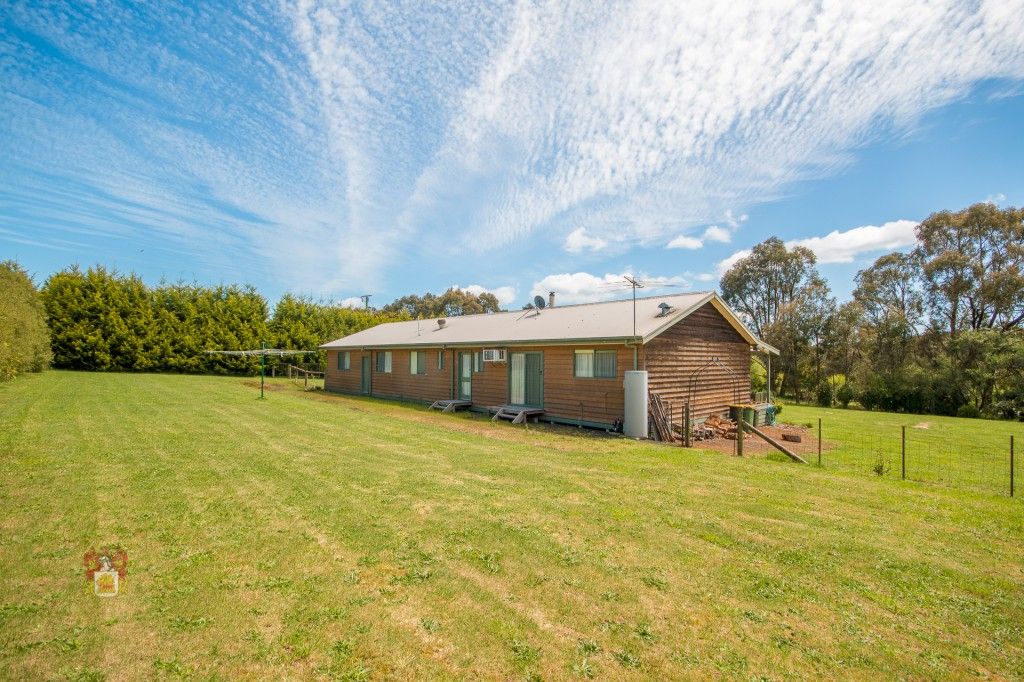 140 Kings Road, Kinglake West VIC 3757, Image 2