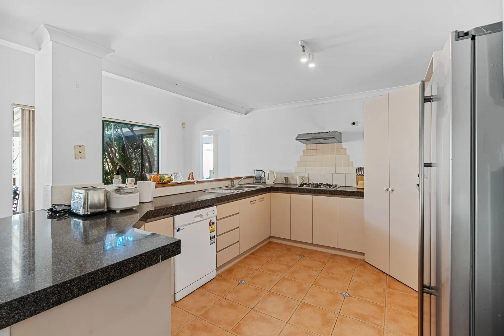 Additional image 11 of 47 Links Road, Ardross WA 6153