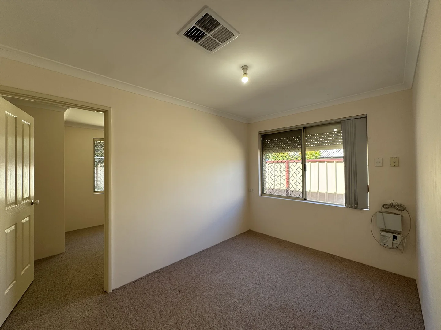 25 Rochester Way, Meadow Springs WA 6210 - House For Rent | Domain