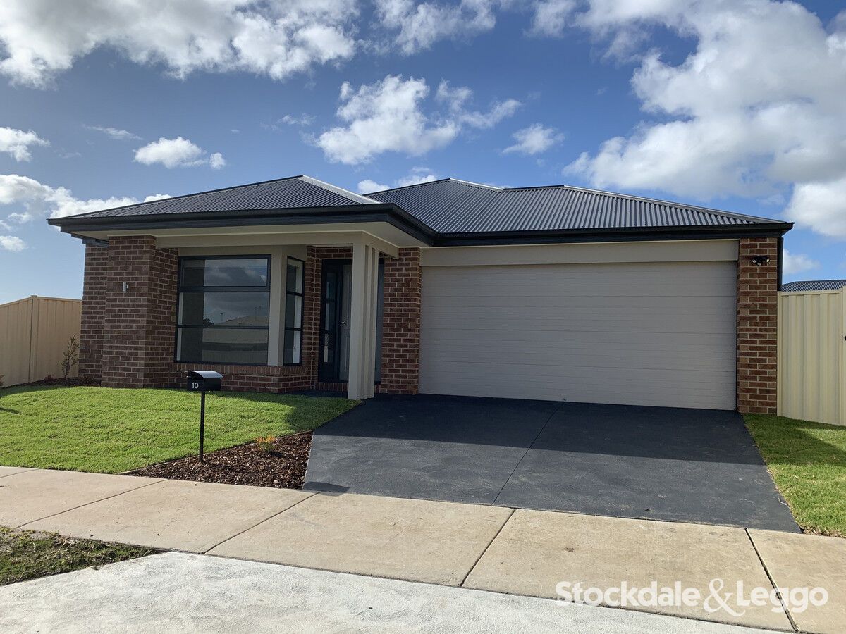 4 bedrooms House in 10 Jaz Close TRARALGON VIC, 3844