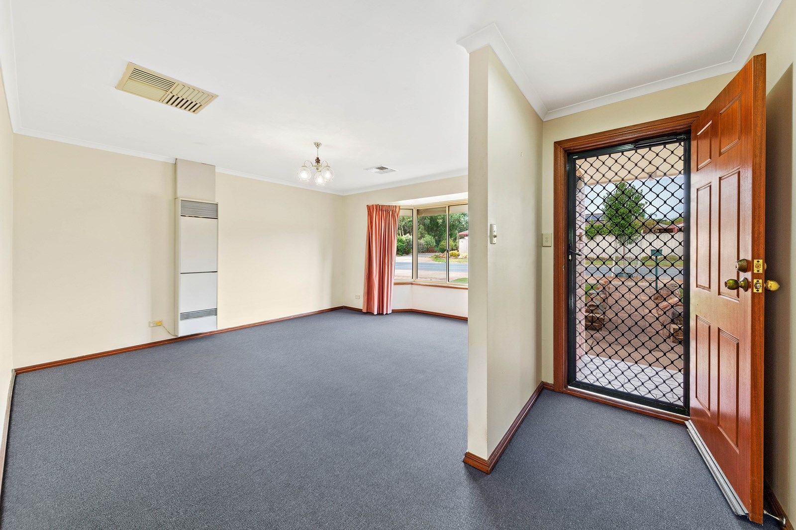 1/43 Canterbury Drive, Salisbury Heights SA 5109, Image 1