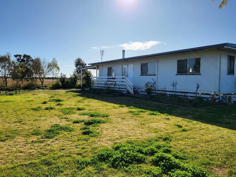 3 bedrooms House in  MILES QLD, 4415