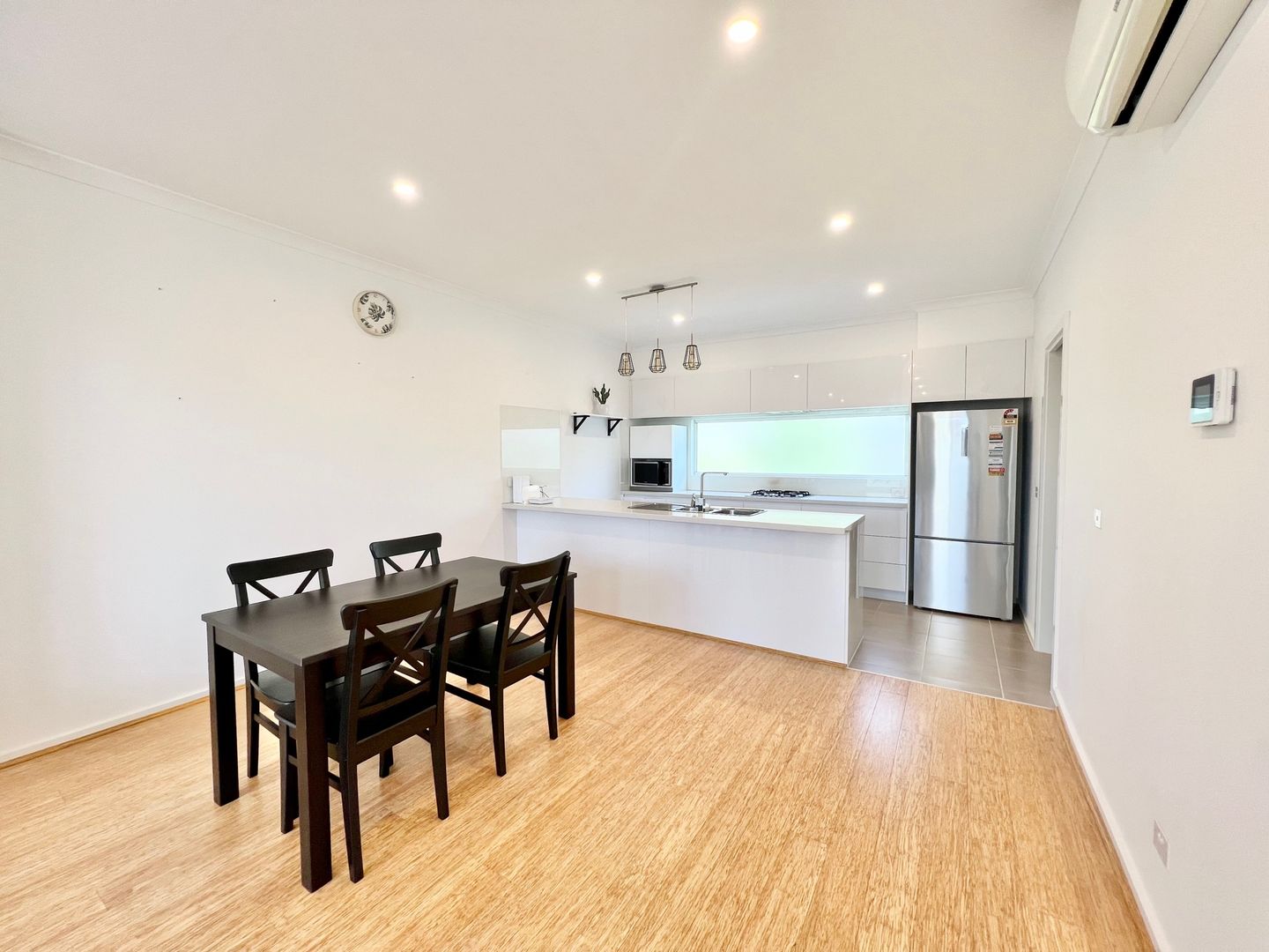 3/87 Middleborough Rd, Burwood VIC 3125, Image 2